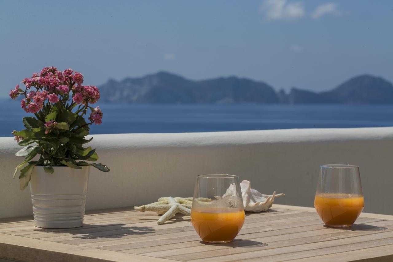 Maridea Casa Vacanza- Le Alcove Sul Mare Suites Ponza Exterior photo